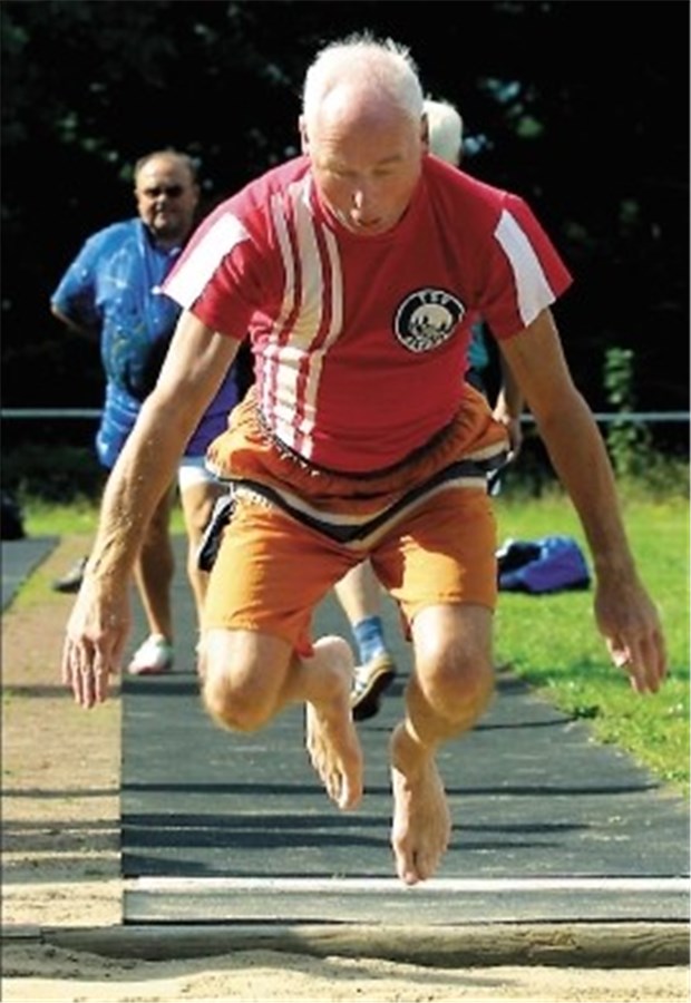 Je fitter 60-jährige Männer sind, desto länger leben sie Trainieren Senioren regelmäßig, dann verringern sie ihr Risiko für einen frühen Tod drastisch.