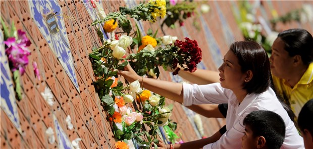 „Ich dachte, dass kein Mensch überlebt hat“ Tsunami Memorial Park in Ban Nam Khem in Thailand: Gedenken an die vielen Opfer, die 2004 bei der Katastrophe ihr Leben verloren haben.