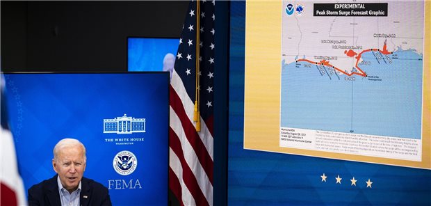 Louisianas Krankenhäuser zu voll für Evakuierung US-Präsident Joe Biden bei einem Briefing zu den Katastrophenschutzmaßnahmen gegen Hurrikan Ida. Die Kliniken in Küstennähe werden dabei nicht evakuiert werden können.