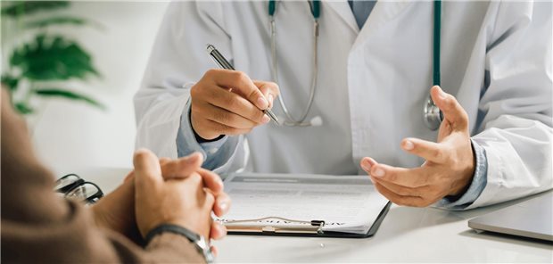 Immer mehr Krebsdiagnosen bei Unter-50-Jährigen Über Krebs sprechen Onkologen inzwischen häufiger mit Unter-50-Jährigen. Ende des letzten Jahrtausends war das noch seltener der Fall.