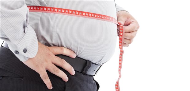 Übergewicht ist mit der Entwicklung einer nichtalkoholischen Fettleber assoziiert.