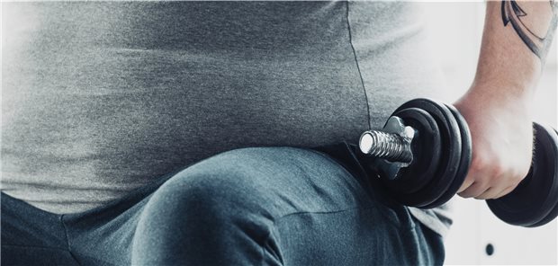 Übungen mit Hanteln sind auch für stark übergewichtige Patienten und/oder solchen mit Diabetes geeignet.