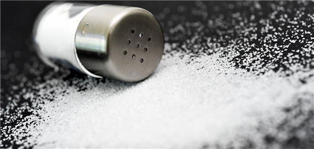 So weit sind die Länder der Welt mit ihrem Ziel, Salzkonsum zu reduzieren Um Bluthochdruck, Herz- und anderen Krankheiten vorzubeugen, wollen die Mitglieder der Weltgesundheitsorganisation den Salz-Konsum reduzieren. Das gestaltet sich schwierig.