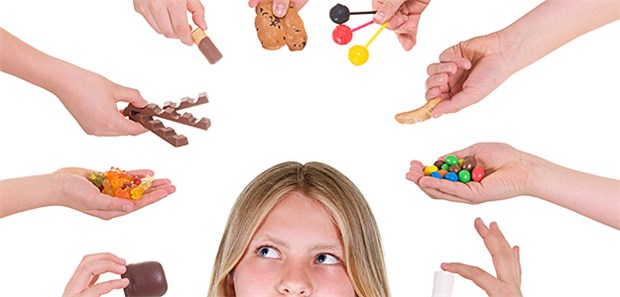 Digitale Werbung verlockt zu ungesundem Verhalten Um bei Erwachsenen Herzkrankheiten, Krebs und Fettleibigkeit zu verhindern, sei es wichtig, schon Kinder und Jugendliche vor Werbung für ungesunde Nahrungsmittel zu schützen, fordert die WHO.