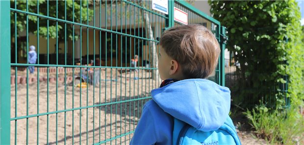 SARS-COV-2-Studie in Kitas gestartet Um einen Kita-Betrieb zu ermöglichen, der der für Kinder und Erzieher medizinisch vertretbar ist, wurde in Bonn eine SARS-CoV-2 Studie gestartet. Ein Ziel ist es, geeignete Hygienekonzepte zu entwickeln.