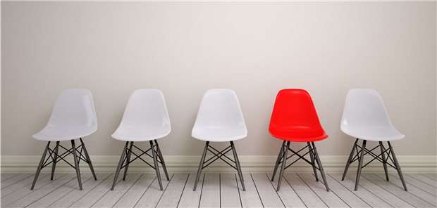 Um sich von der Konkurrenz abzuheben, sollten Ärzte ein Gefühl für ihre Einzigartigkeit entwickeln. Laut Praxisberater Stephan Kock ist es sinnvoll, Nischen zu besetzen: Dadurch lassen sich neue Patienten und Einnahmequellen erschließen.