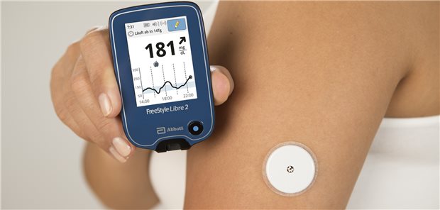 Unblutige Glukosekontrolle: Verwenden Typ-2-Diabetiker mit Basalinsulin-Therapie die CGM, dann sinken die Raten schwerer Hypoglykämien und Ketoazidosen, ergab eine Studie.