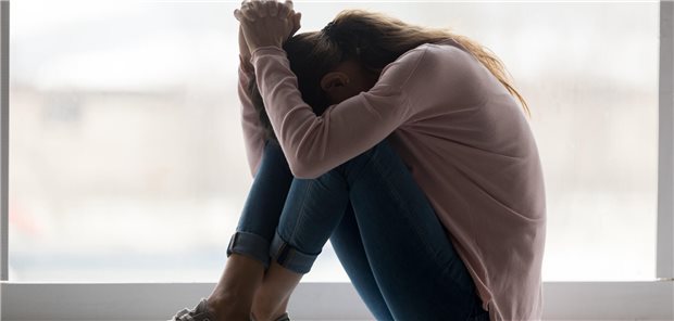 Und wieder ist das Treffen mit den Freundinnen abgesagt: Die Pandemie hat besonders den 15- bis 17-jährigen Mädchen zugesetzt. Nicht nur Depressionen, die zur stationären Aufnahme führten, waren die Folge. (Symbolbild)