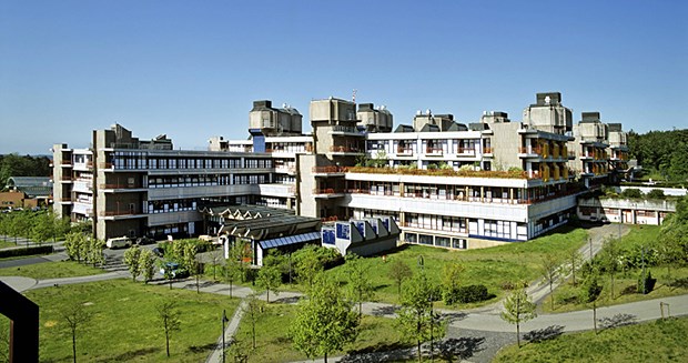 Klinikärzte an Marburger Notaufnahme arbeiten am Limit Uniklinik in Marburg: Die Ärzte in der Notaufnahme gegen wegen Arbeitsüberlastung auf die Barrikaden.
