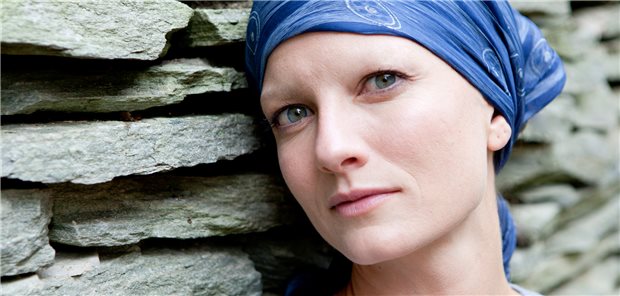 Unsicher mit oralen Onkologika? Viele Krebspatienten könnten von einer interprofessionellen Begleitung profitieren.
