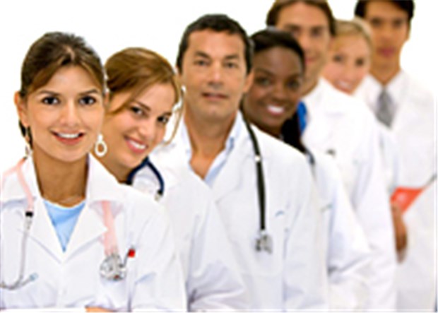 Simulationsstation bereitet Studenten auf Klinikalltag vor Unter dem Namen PJ-STArT-Block durchlaufen je 24 Studierende für eine Woche verschiedene Szenarien in der Simulationsstation in Köln.
© Rodriguez / fotolia.com