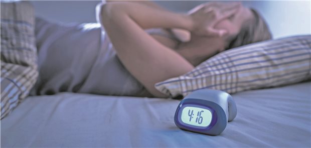 Stress sorgt zunehmend für Krankheitsrisiken Unter den Befragten in einer TK-Studie, die angaben, häufig gestresst zu sein, grassieren Gefühle von Erschöpfung (80 Prozent), Rückenprobleme (74), Nervosität (62) und Schlafstörungen (52). Auch Kopfschmerzen und Migräne (40) werden angegeben.