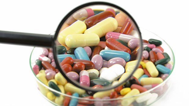 Der Arzt als Antibiotika-Beauftragter Unter der Lupe: Antibiotikaverbrauch und Resistenzentwicklungen in Niedersachsen.