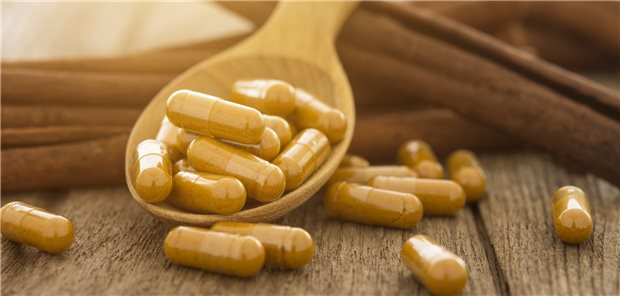 Unter der täglichen Einnahme von Zimtkapseln ließ sich der Nüchternblutzucker bei Patienten mit Prädiabetes über drei Monate praktisch erhalten, in der Placebogruppe nahm er dagegen deutlich zu.