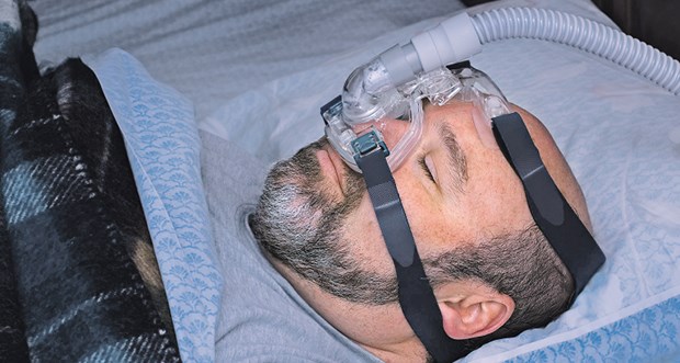 Schlafapnoe war Ursache resistenter Hypertonie Unter einer CPAP-Therapie kann sich auch ein hartnäckig erhöhter Blutdruck bessern.