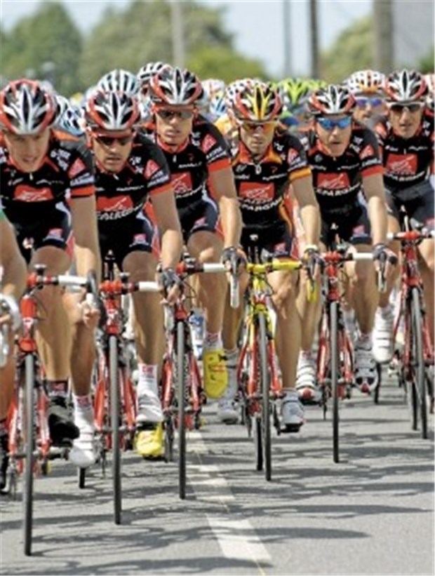 Unterwegs auf der "großen Schleife": Fahrer der Tour de France 2008, die am Samstag begonnen hat.