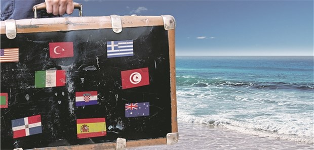 Unverschuldet gestrandet? Auch hierfür kann unter Umständen eine Reiseversicherung greifen.