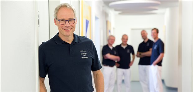 Wie kommt der Hygiene-Protest der Fachärzte bei Patienten an, Dr. Kollenbach? Urologe Dr. Peter Kollenbach in seiner Gemeinschaftspraxis in Kassel. Zusammen mit seinen Kollegen erbringt er in der Regel bis zu zehn Zystoskopien am Tag.