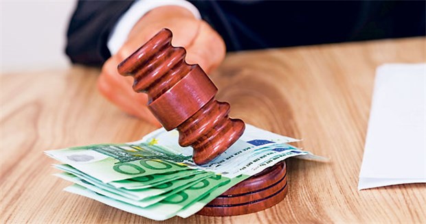 Hausarzt bläst zum Gegenangriff Urteil unumstößlich? Hausarzt Stefanus Paas ärgert sich über den Beschwerdeausschuss, der über seinen Widerspruch verhandelt hat und die Argumente des Arztes kaum habe zählen lassen.
