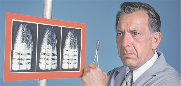 Was macht die TV-Forensiker sexy? Urvater der TV-Gerichtsmediziner: Jack Klugman als Dr. Quincy