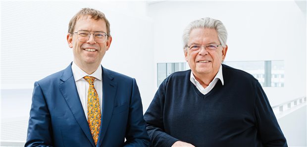 Vater und Sohn Gotthardt: Professor Daniel Gotthardt (l.) hat vor einem halben Jahr bei CompuGroup Medical den Platz des CEO eingenommen, sein Vater Frank Gotthardt ist Verwaltungsratsvorsitzender.