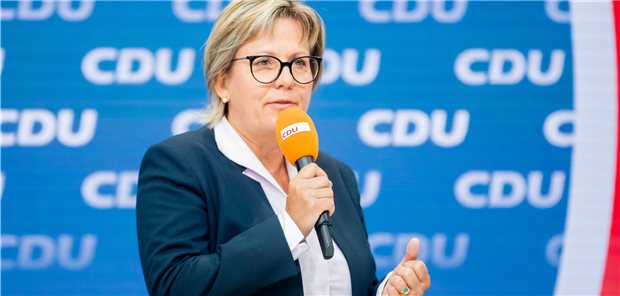 Laschet holt sich Gesundheitsexpertise in sein „Zukunftsteam“ Verantwortet im Team von Kanzlerkandidat Armin Laschet (CDU) das Thema „gleichwertige Lebensverhältnisse“: Die sächsische Kultusministerin Barbara Klepsch (CDU).