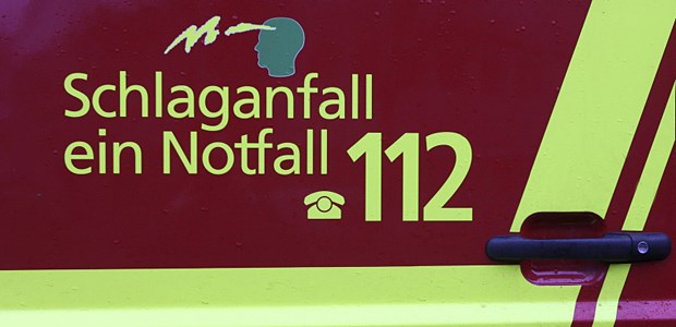 Früher Insult hat lebenslang Folgen Verdacht auf Schlaganfall? Dann die 112 rufen - das sollte Patienten immer wieder eingeschärft werden.