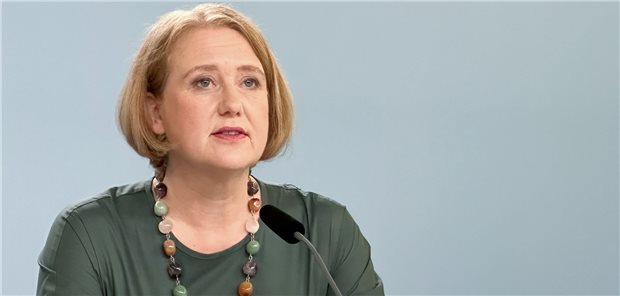 Familienministerin Paus: Wollen informell Pflegende stärker unterstützen „Vereinbarkeit von Pflege und Beruf ist ein zentraler Baustein zur Eindämmung der Pflegekrise“: Bundesfamilienministerin Lisa Paus (Grüne).