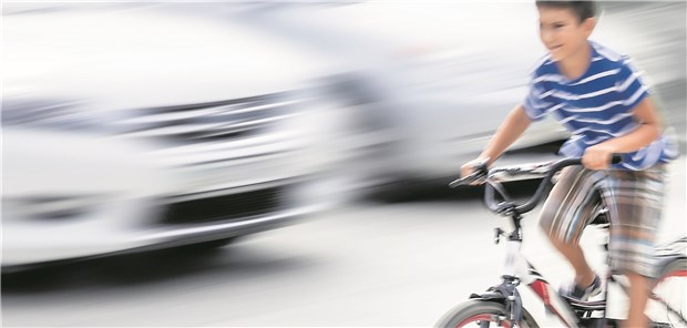 Immer weniger Kinder sterben in Europa Verkehrsunfälle als Haupttodesursache von Kindern werden der WHO-Studie zufolge vor allem in den westlichen Industrieländern seltener.