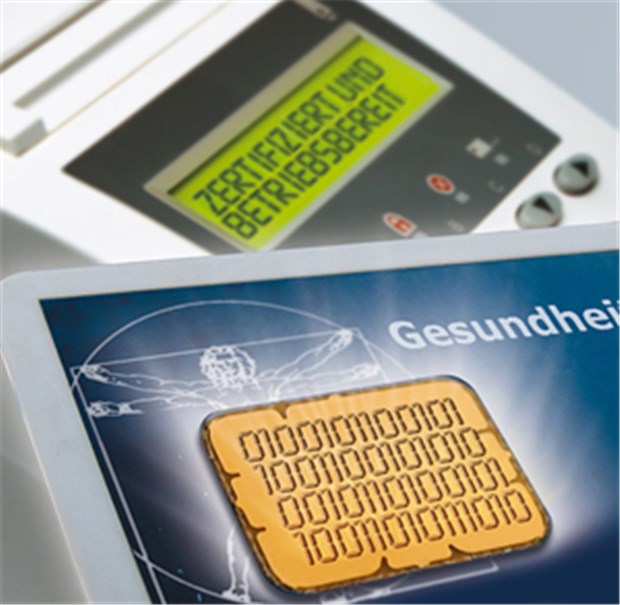 E-Card: Per Knopfdruck die Kartendaten ändern Versicherte können sich mit ihrer eGK und einem EDV-System über den Web-Browser in die Anwendungssoftware einloggen und ihre Daten abgleichen.