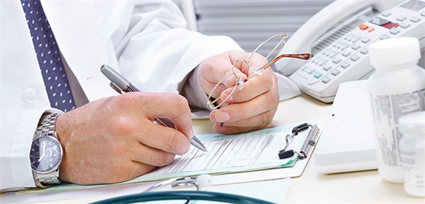 Patientenschützer schießen gegen Anwendungsbeobachtungen Versorgungsforschung oder Marketing? Der Nutzen von AWB wird immer wieder einmal infrage gestellt.