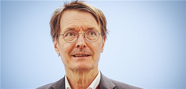Lauterbach: „Ohne Reform droht unkontrolliertes Kliniksterben!“ Verteidigt die Krankenhausreform vehement: Bundesgesundheitsminister Karl Lauterbach (SPD).