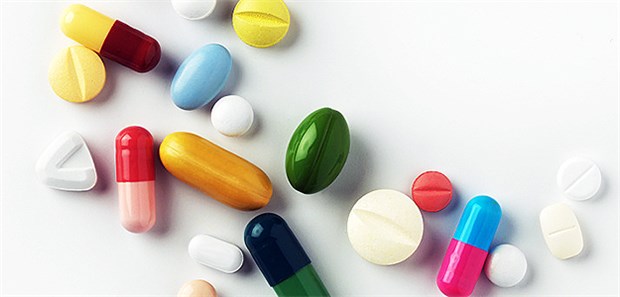 Vertragsärzte sollen besser über die Ergebnisse der frühen Nutzenbewertung von neuen Medikamenten informiert werden.