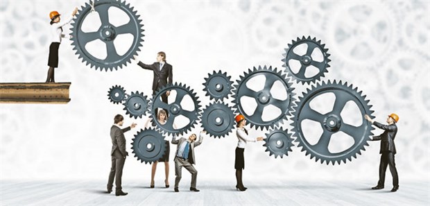 Verzahnung: In manchen Gemeinden gibt es Keimzellen, die zeigen, wie vernetzte Versorgung funktionieren kann.