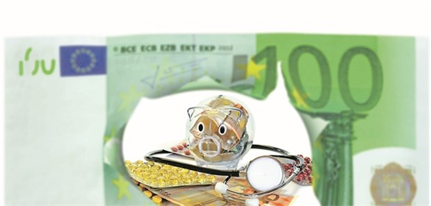 Zwiespältige Bilanz des Kassen-Wettbewerbs Viel Geld wird von den Kassen für wenig sinnvolle Maßnahmen verbrannt, kritisiert das BVA.