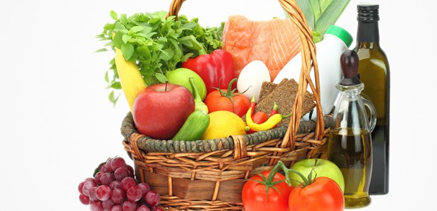 Die Extraportion Öl macht's Viel frisches Gemüse und Obst sowie Fisch und Olivenöl kennzeichnen die Mittelmeerdiät.