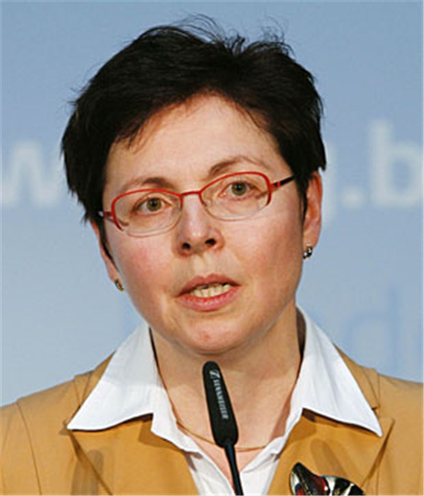 "Wir brauchen mehr Druck" "Viele Menschen machen mittlerweile die Erfahrung, dass ihr Arzt in den Ruhestand geht." Heike Taubert, SPD-Gesundheitsministerin in Thüringen