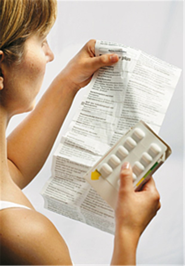 Patienten möchten mehr über verordnete Arzneien wissen Viele Patienten hätten zusätzlich zum Beipackzettel gerne noch eine Broschüre mit Informationen über das verordnete Medikament. © Tack / Imago