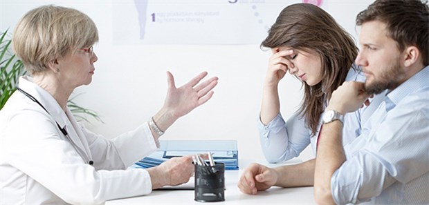 Wie sicher sind Tests zur nicht invasiven Pränataldiagnostik? Viele Schwangere möchten heute bereits im Vorfeld wissen, ob bestimmte Erkrankungen bei ihrem Baby vorliegen. Dazu ist es wichtig, dass Tests auch verlässliche Aussagen liefern.
