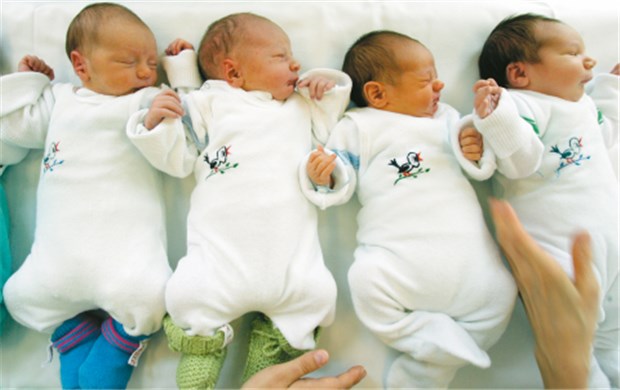 Rückgang der Geburtenrate macht Europa zu schaffen Vierlinge! In vielen EU-Ländern eine Ausnahmeerscheinung.