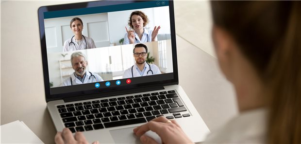 Virtuelle Unterstützung für Ärzte aus NRW: So kann die Gesundheitsversorgung der Menschen im ländlichen Raum gestärkt werden. (Symbolbild mit Fotomodell)