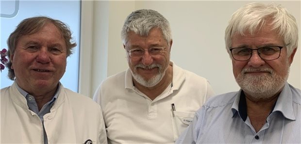 MVZ-Provisorium in Schleswig-Holstein eröffnet Volker Dolenga, Dr. Holger Hamann und Uwe Braatz (v.l.) bilden das Ärzteteam im MVZ Erfde.