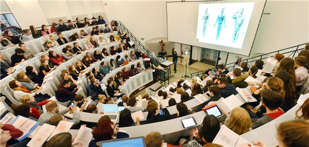 Zahl der Medizinstudierenden steigt deutlich Volle Hörsäle an medizinischen Fakultäten haben mittlerweile keinen Seltenheitswert mehr.