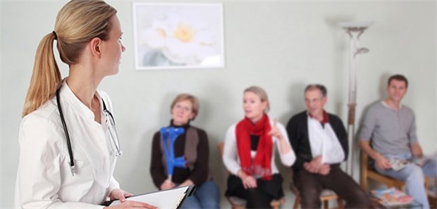 Volle Wartezimmer sind in deutschen Praxen nicht selten.