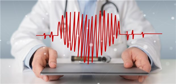 Vom täglichen Daten-Check wird sich eine optimierte Versorgung herzinsuffizenter Patienten erhofft.