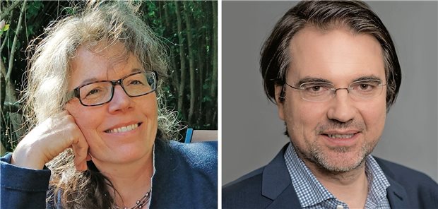Von links nach rechts: Professor Annette Becker und Professor Attila Altiner
