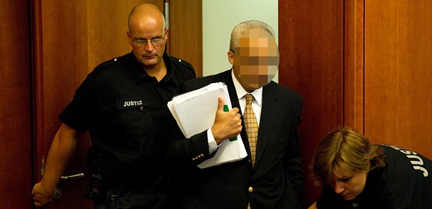 Chirurg kann auf Freilassung hoffen Vor Gericht - und womöglich bald nicht mehr in Haft: der ehemalige Chef der Göttinger Transplantationschirurgie.