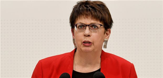 Niedersachsen fördert RVZ statt MVZ Vor allem Hausärzte sollen mit flexiblen Stellenzuschnitten angelockt werden: Birgit Honé, Ministerin für regionale Entwicklung in Niedersachsen.