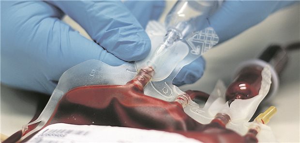 Vorbereitung zur Bluttransfusion. Welche Herzinfarkt-Patienten mit Anämie profitieren davon?