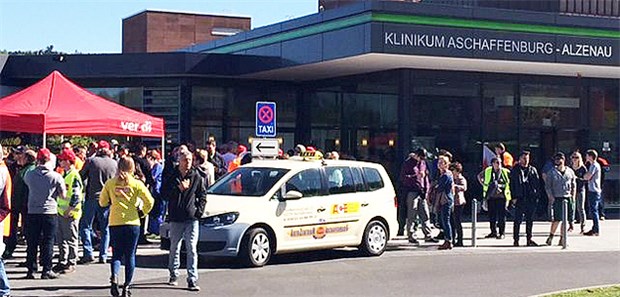 Warnstreik am Klinikum Aschaffenburg-Alzenau am 21. April 2016.